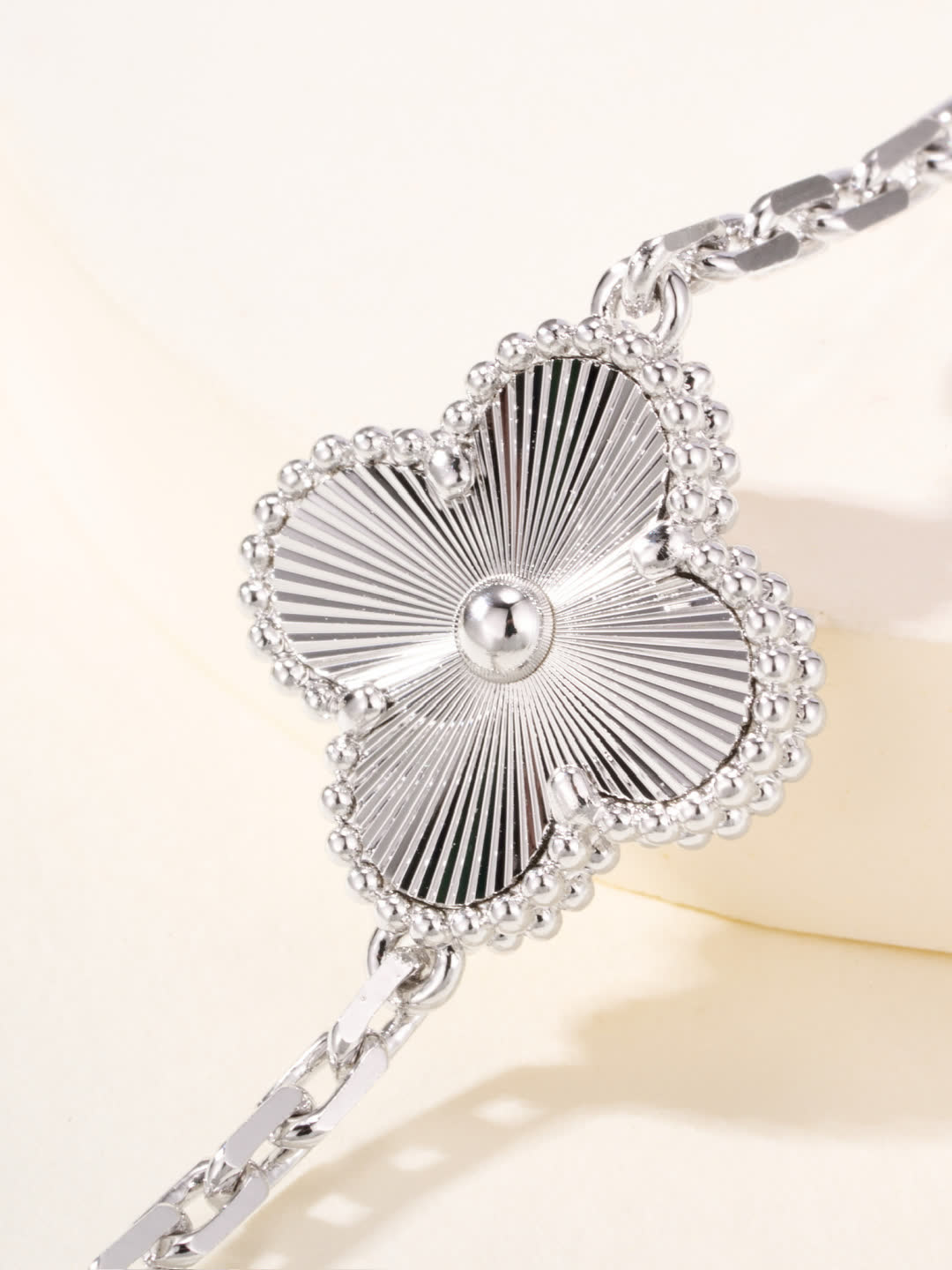 Van Cleef & Arpels Magic Alhambra Bracelet